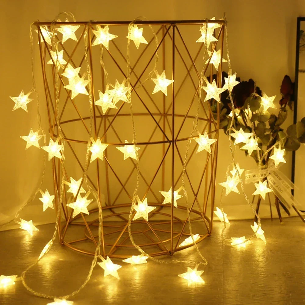 Guirlande lumineuse LED Étoiles – Guirlande décorative pour l'intérieur et l'extérieur