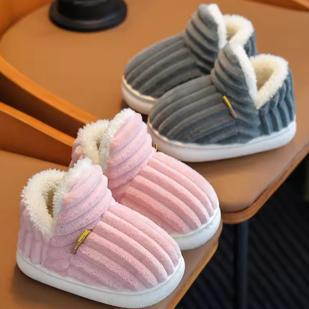 Chaussons Sneaker Chauds - 1+1 Gratuit