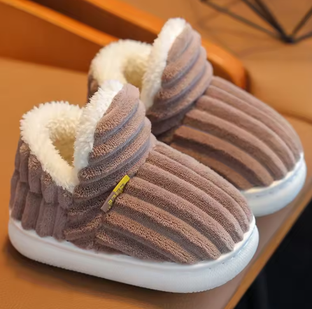 Chaussons Sneaker Chauds - 1+1 Gratuit