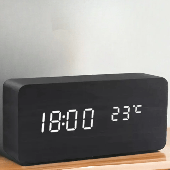 WOODSENSE – Montre en bois LED avec commande vocale pour une affichage du temps élégante