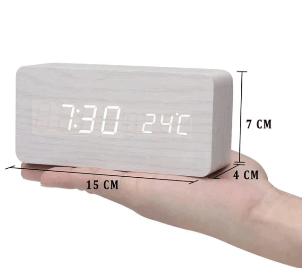 WoodSense Horloge en Bois LED – Commande Vocale & Élégante pour Chaque Pièce