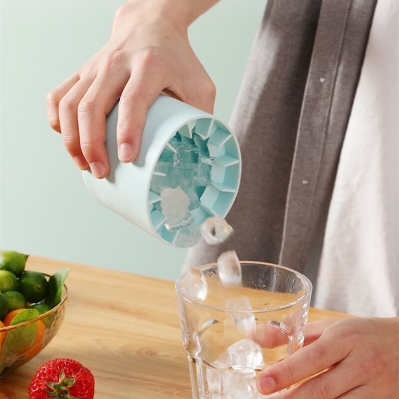 FrozenIce - Fabricant de glaçons portable en silicone avec couvercle