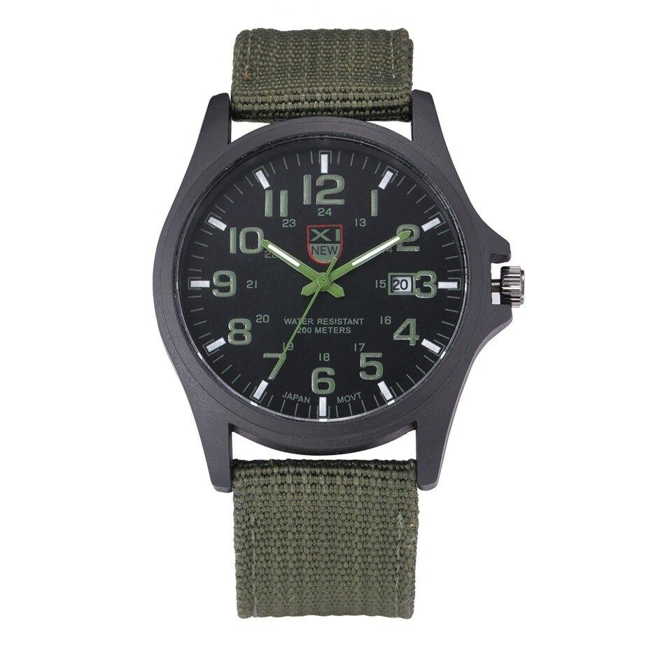 Montre Militaire Tactique avec Résistance aux Chocs et Design Résistant à l'Eau pour Aventures en Plein Air