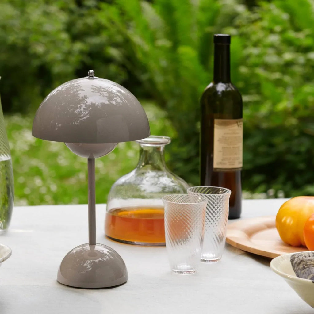 GleamFlex™ | Élégante lampe de table LED dimmable