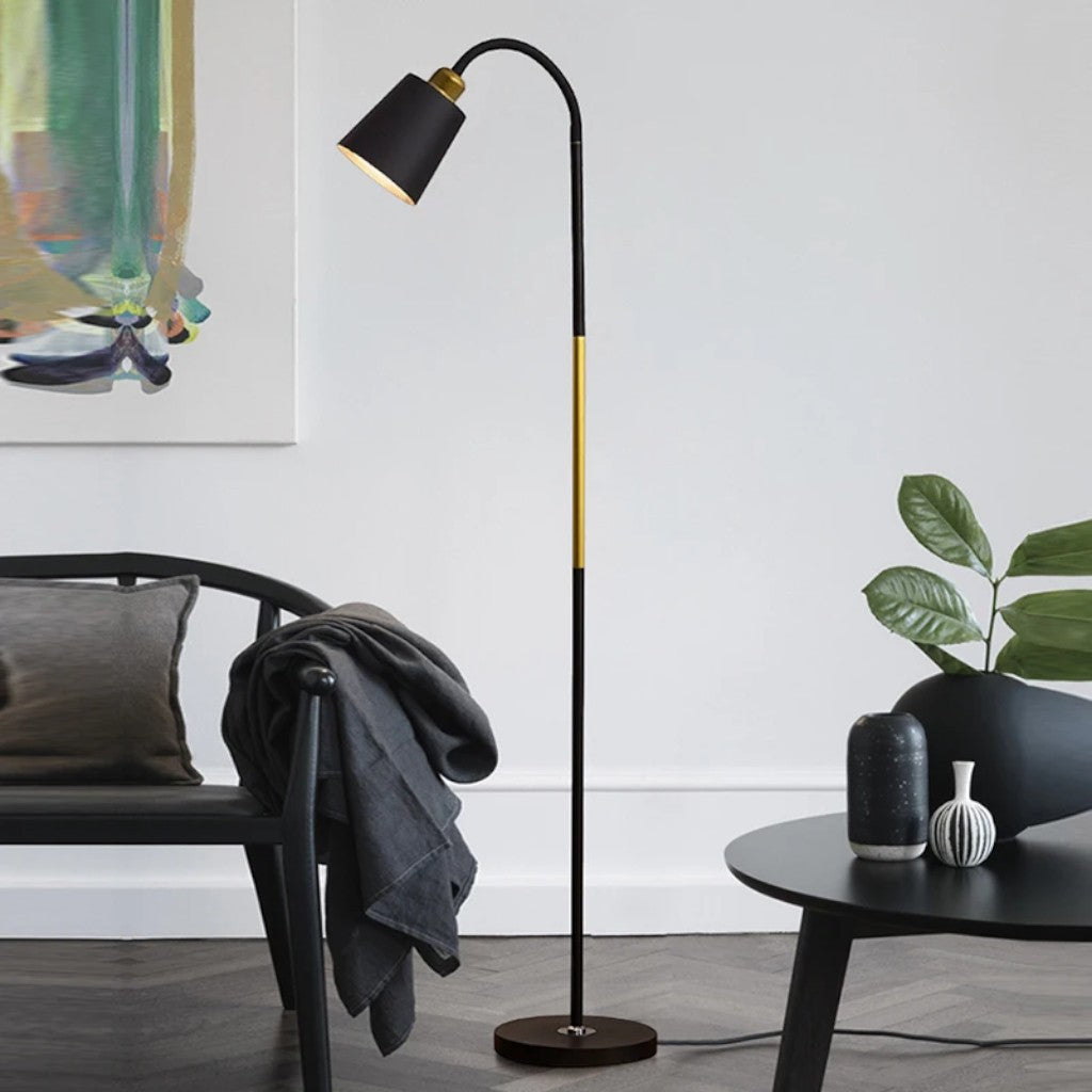 Lampe sur Pied Réglable avec Tête de Lampe Orientable – Lampe de Lecture Fonctionnelle