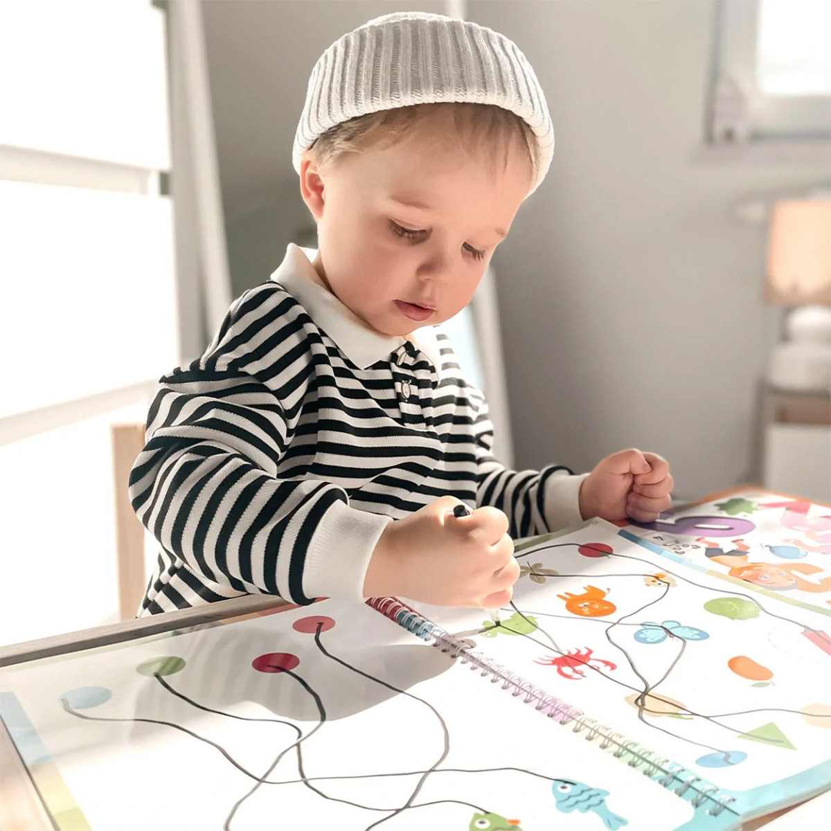 ColorWrite™ — Éveillez la Confiance et la Créativité à Chaque Trait Joyeux