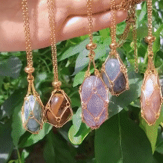 JoyauDiamanté™ - Collier en Pierre de Cristal Interchangeable pour un Style Radieux et une Harmonie Intérieure