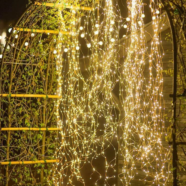 Éclairage de Sapin de Noël Magique – Donnez Vie à la Magie de Noël