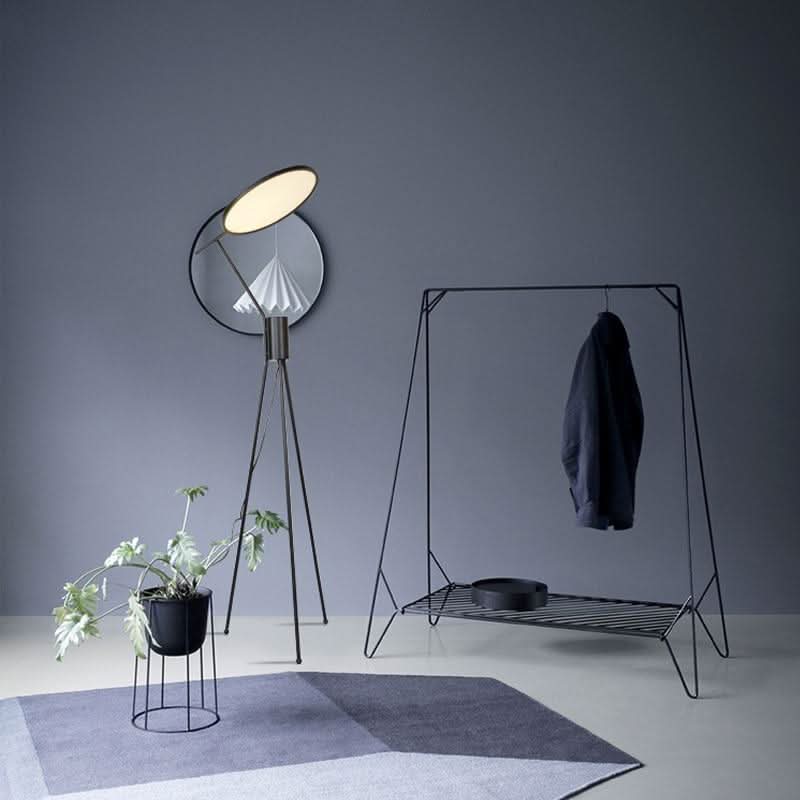 Lampe sur Pied au Design Élancé – Éclairage Ambiant et Éclairage d'Accent