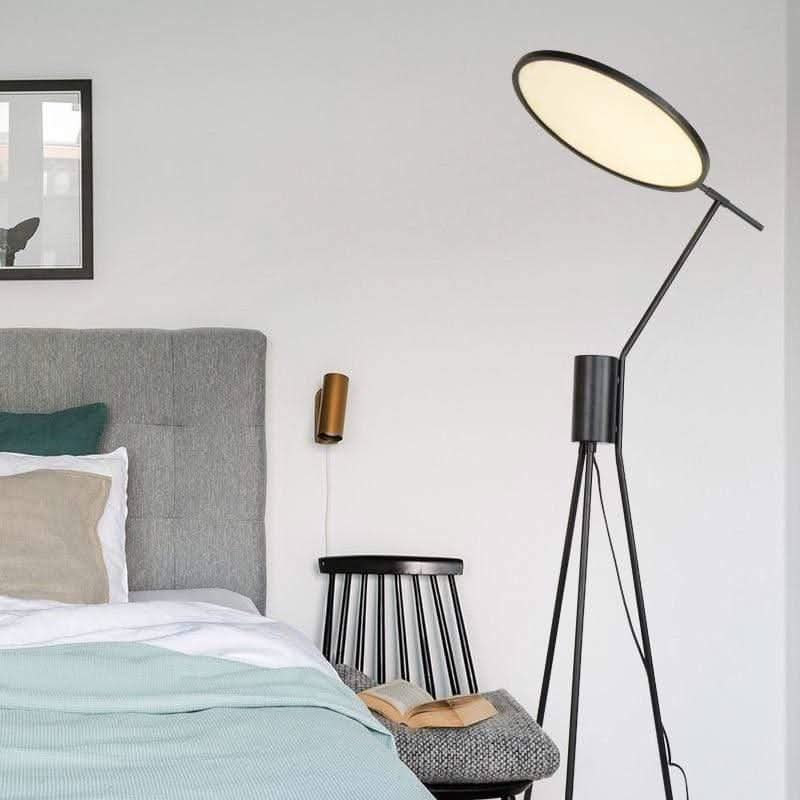Lampe sur Pied au Design Élancé – Éclairage Ambiant et Éclairage d'Accent