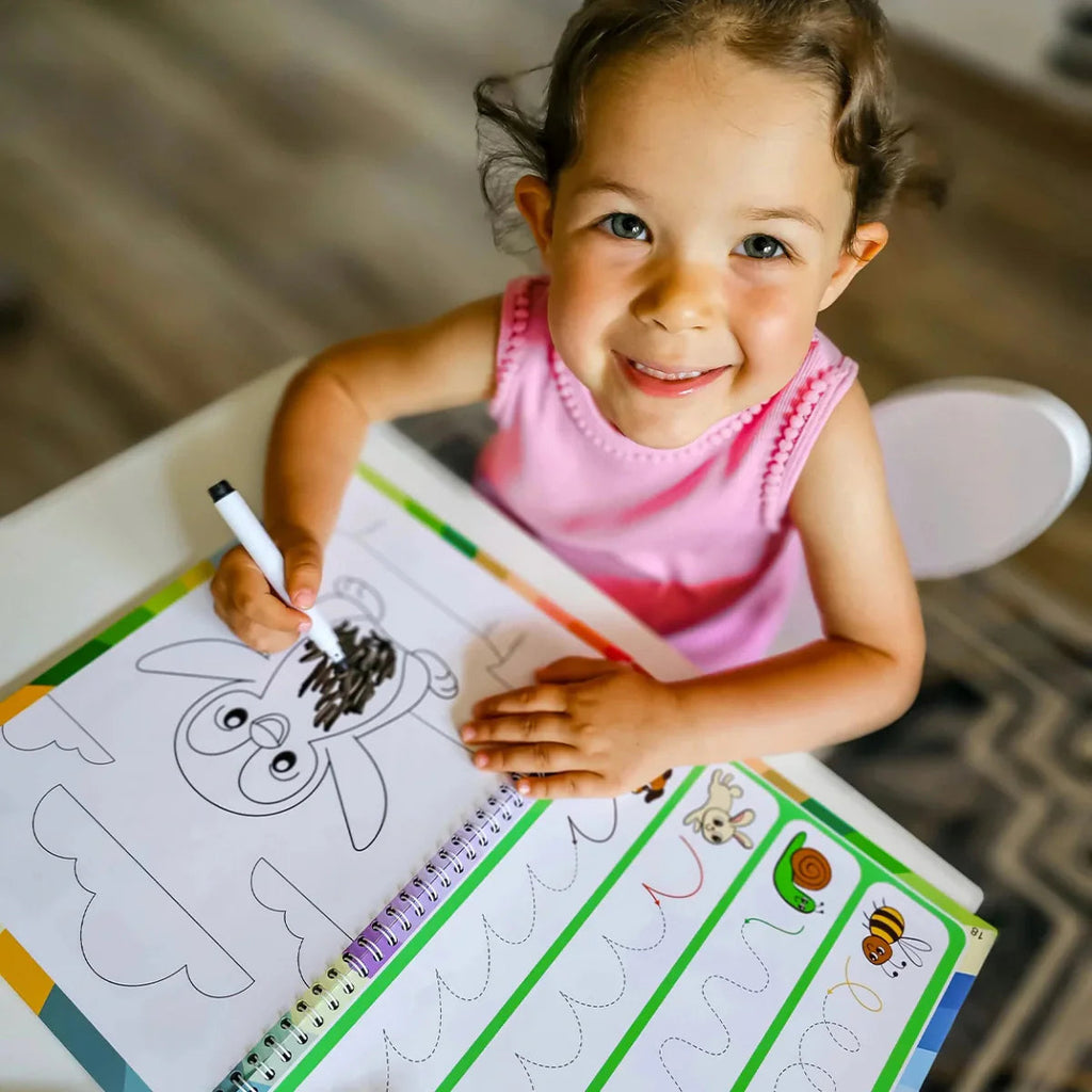 ColorWrite™ — Éveillez la Confiance et la Créativité à Chaque Trait Joyeux