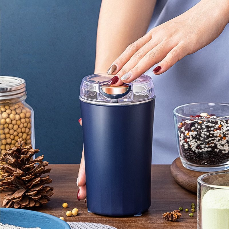 Moulin électrique pour une préparation rapide des aliments