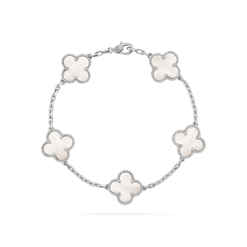 LuxeAura Bracelet - Élégance Raffinée et Charme Intemporel
