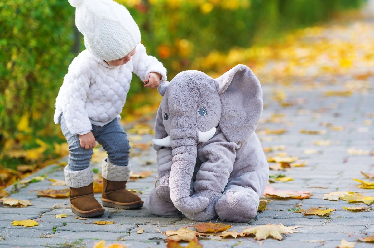 Coussin en Peluche Éléphant – Super Doux & Confortable pour Bébés et Enfants