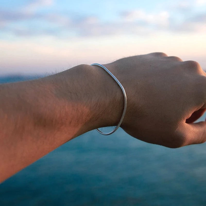 Bracelet  | Bracelet minimaliste avec fermoir serpent