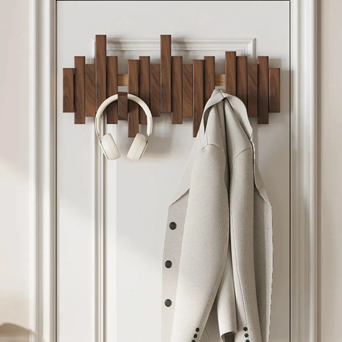 Garde-robe au style piano - Noyer/Hêtre - Design élégant