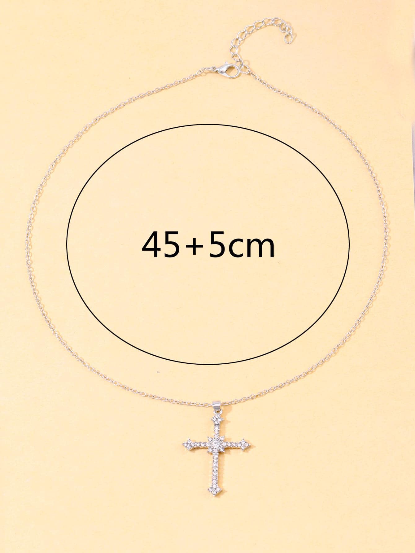 Collier de luxe avec pendentif croix en cristal de zircon