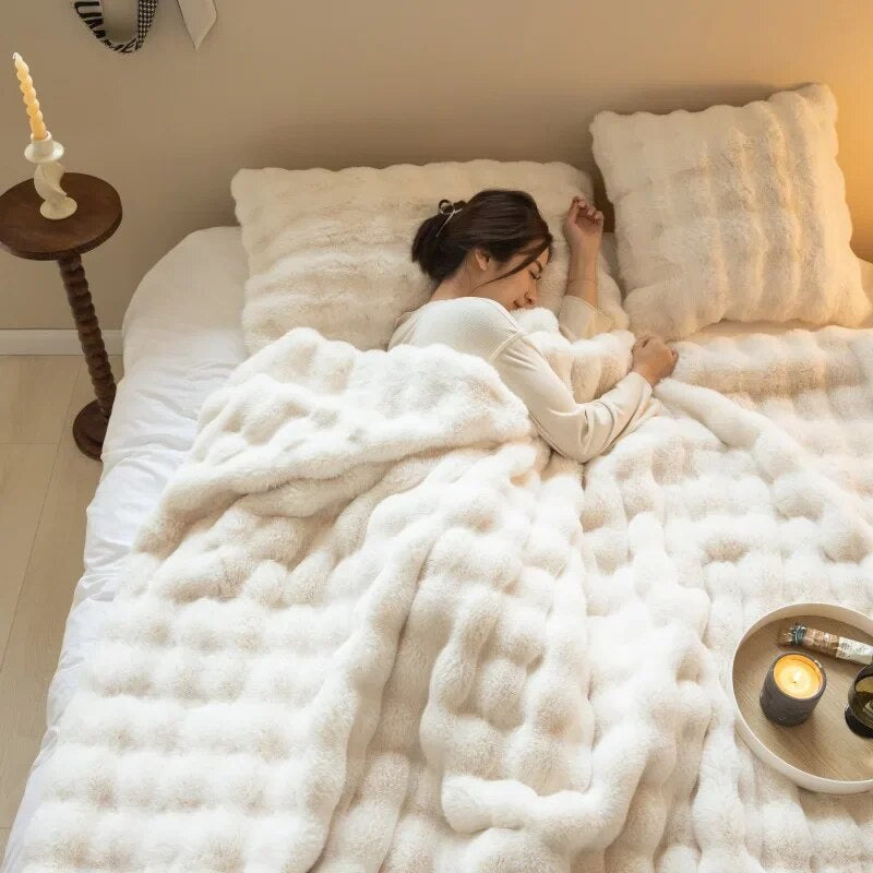 La couverture en peluche dont tout le monde parle ! - Winterzauber WarmWol