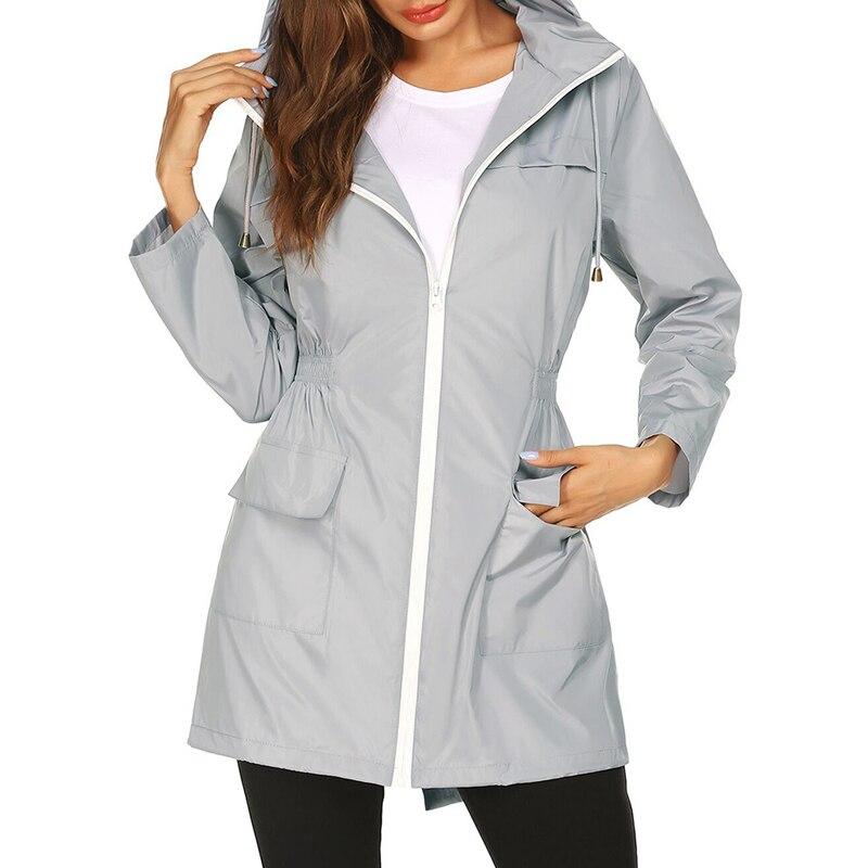 Veste Femme Ajustée Imperméable avec Capuche et Poches Pratiques