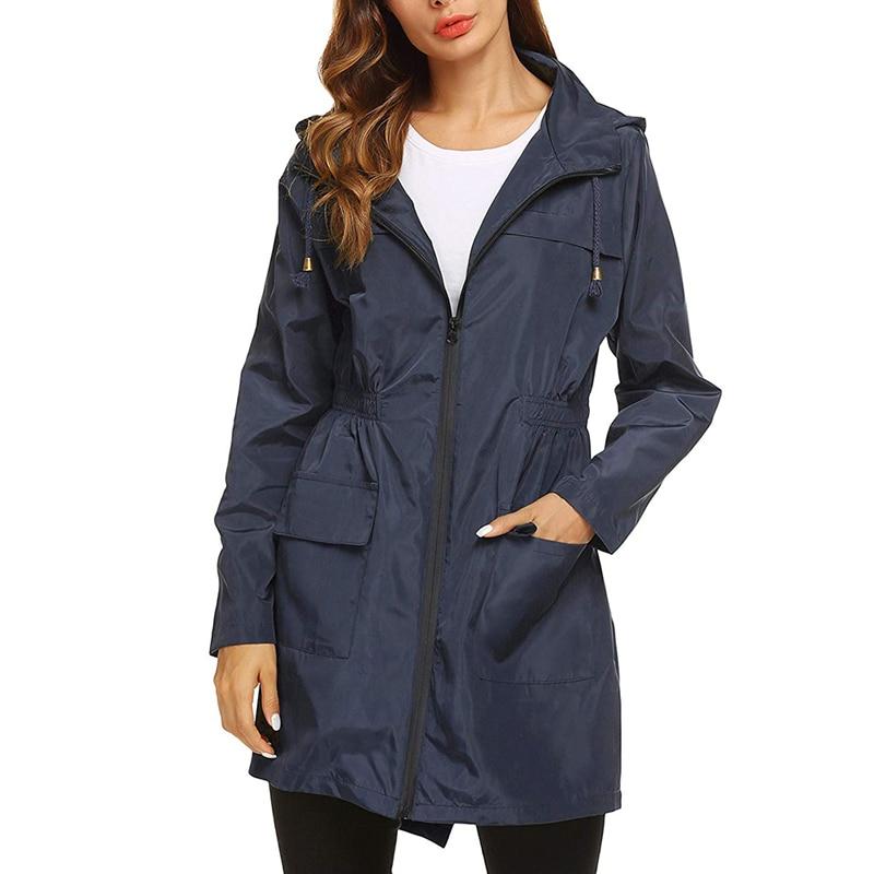 Veste Femme Ajustée Imperméable avec Capuche et Poches Pratiques