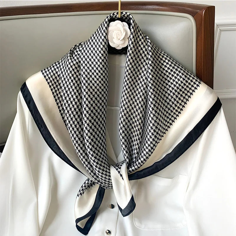 Foulard en Soie Faiha | Luxe & Élégance | Motif à Rayures