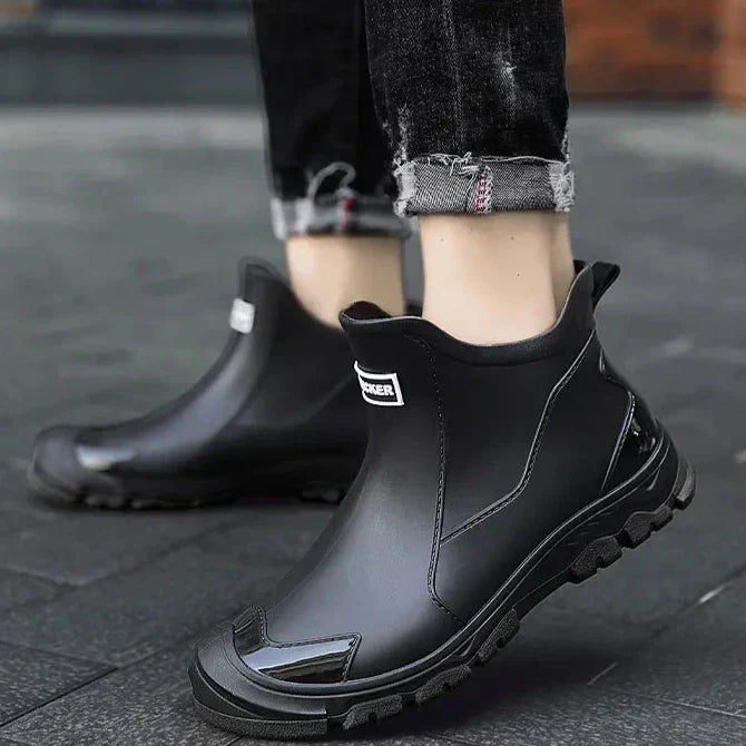 Bottes de randonnée imperméables pour hommes : Durables et chaudes