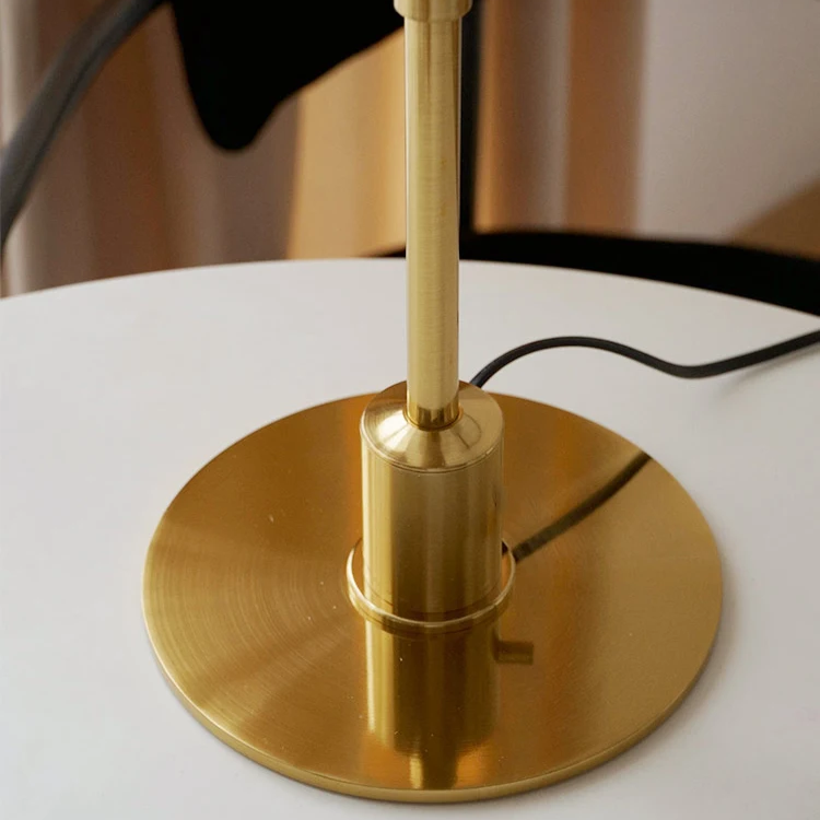 Lampe de Table LED au Design Danois Moderne - Lueur Ambiante Chaude