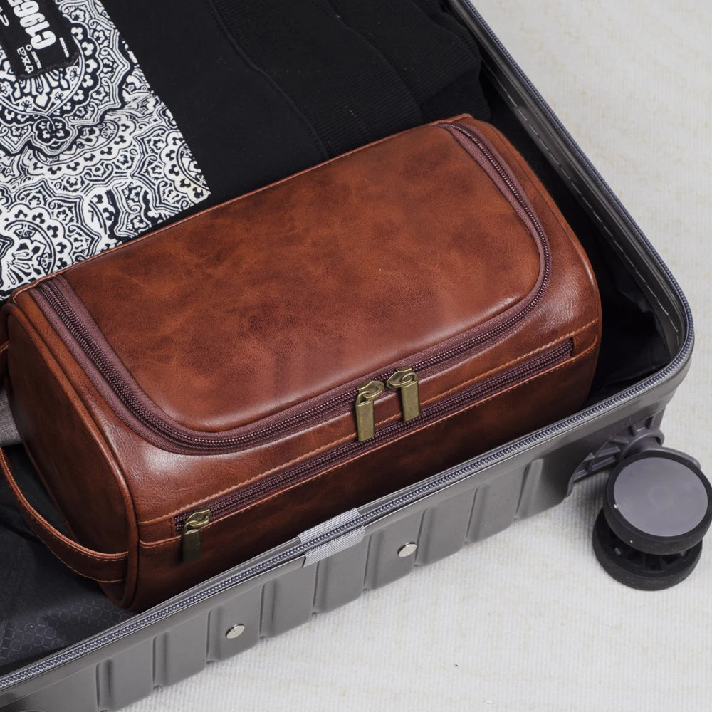 Skanto | Trousse de toilette en cuir premium pour voyageurs