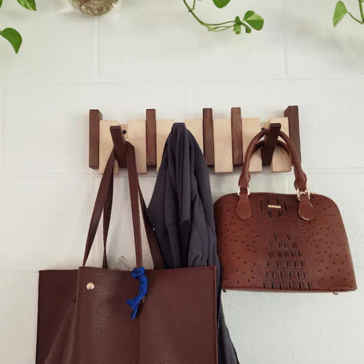Skanto | Porte-manteau élégant en bois à trois crochets pour piano, rangement de vêtements suspendus