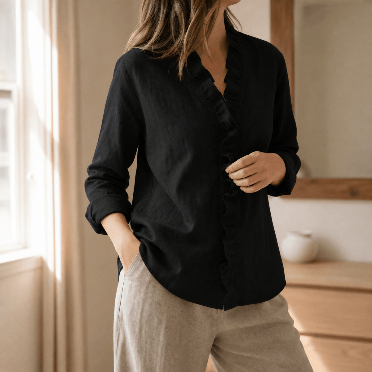 Roselle - Blouse à manches longues avec volants et décolleté en V