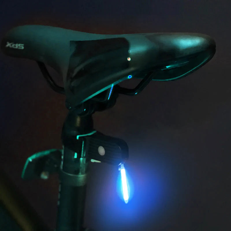 (1+1 Gratuit) Feu arrière LED pour vélo - Roulez en toute sécurité et visibilité !