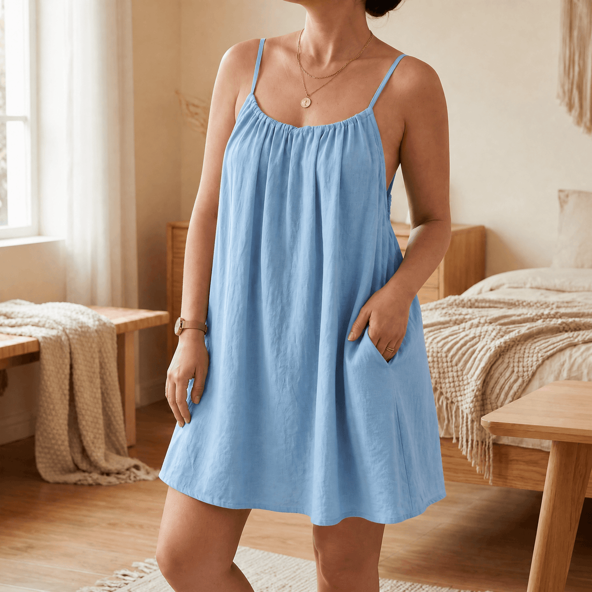 Robe d'été à dos ouvert pour des journées estivales faciles